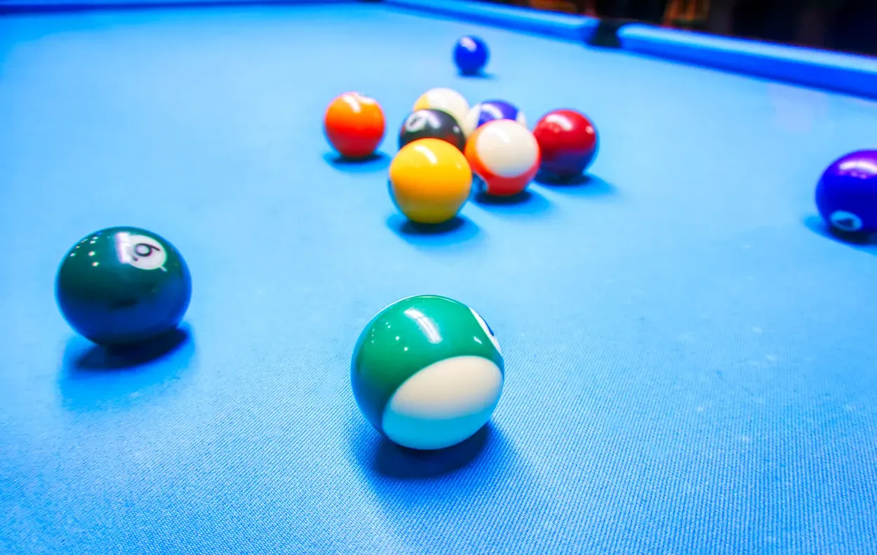 Papa John’s Golf & Sports Bar