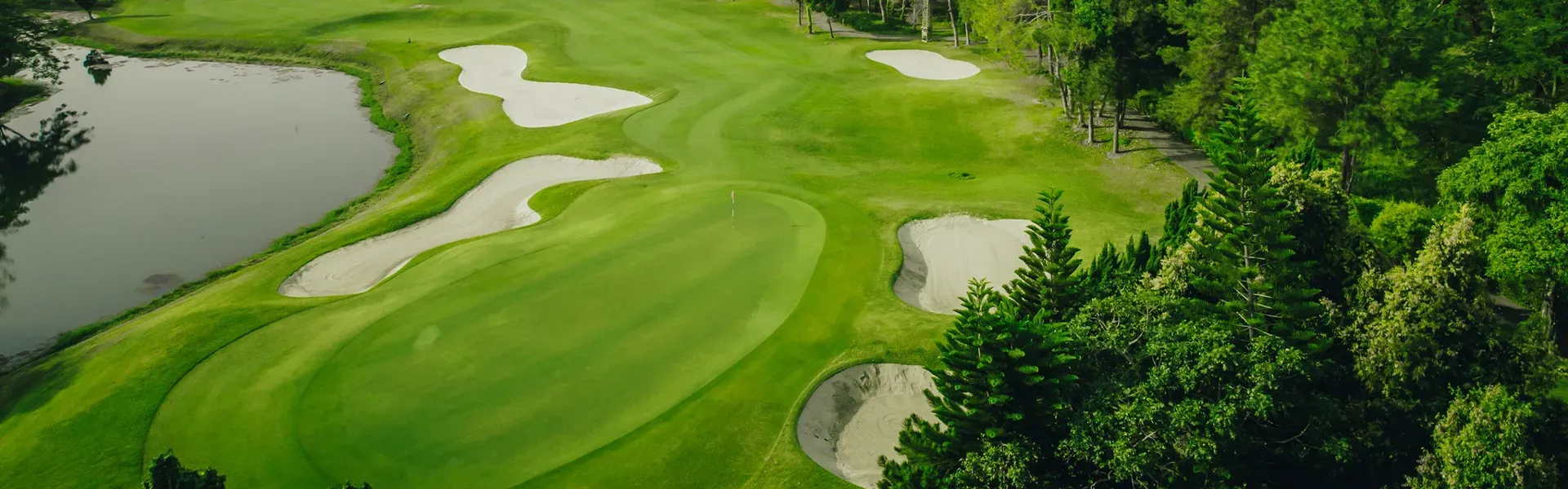 Papa John’s Golf & Sports Bar